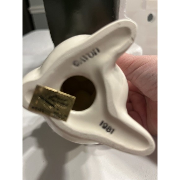 NEW Avon 1981 White Sunny Bunny Ceramic Candle Holder Hand Painted W/Candle - Picture 10 of 13